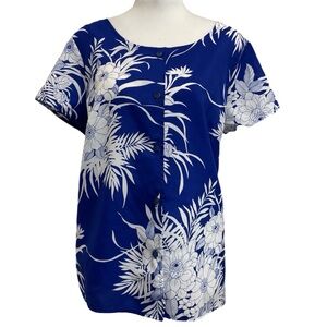 Hilo Hattie Vintage 80s Blue & White Floral Hawaiian Button Front Shirt